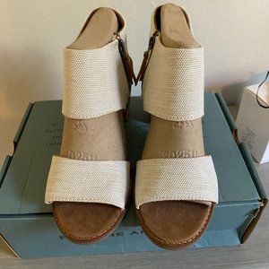 Linen sandals, Toms